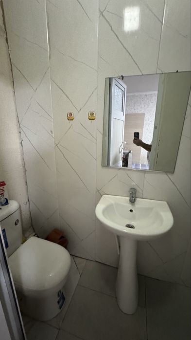 1 honali noturar uy sotiladi