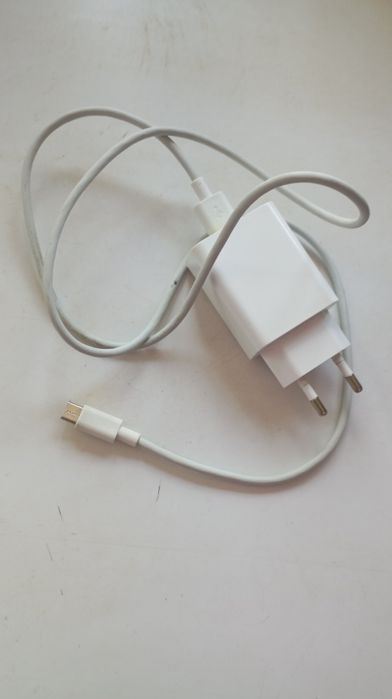Продам зарядное устройство