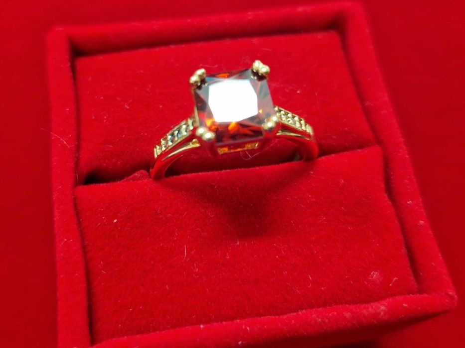 GR60,inel placat aur 18k,nou/marcat,zirconiu caramiziu, logodna