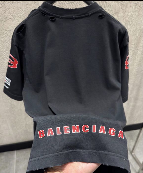 Tricou Balenciaga