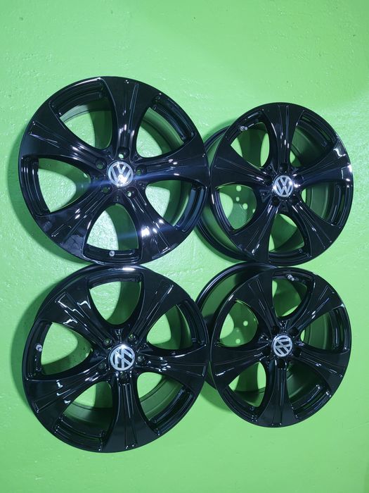 18 5x112 Vw Passat Tiguah Touran Caddy Golf Skoda 5х112 черни