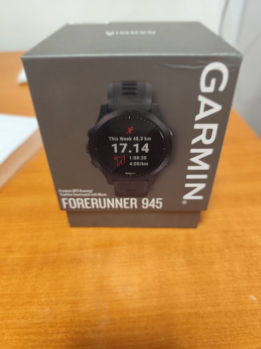 Ceas Garmin forerunner 945