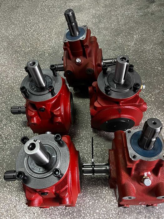 Reductor multiplicator turatii tractor