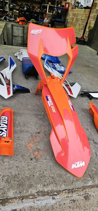 Пластмаси  KTM six day  france 2018