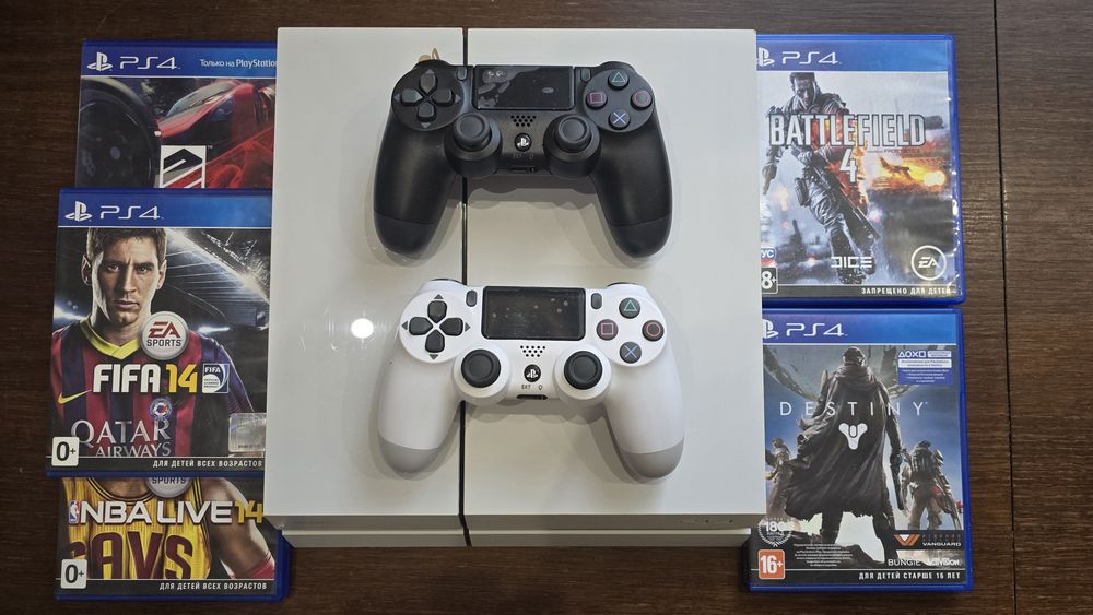 Продам Playstation 4