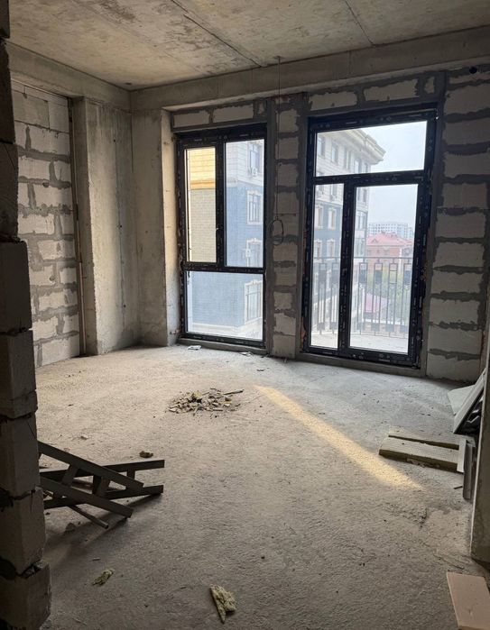 5 комнатная квартира 150м² в Skyline Towers коробка и паркинг