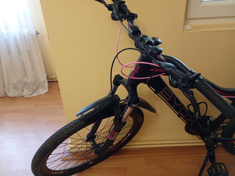 Vânzare trotinetă și bicicleta