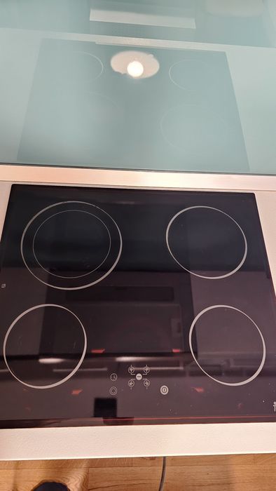 Plită Vitroceramică Teka TR 641 - Ca Nouă (Utilizată doar câteva luni)