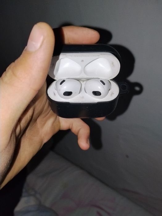 Продам наушники airpos 3