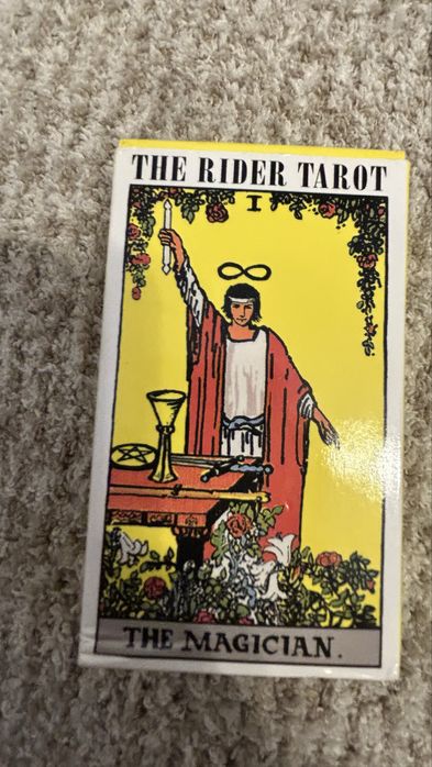 Pachet tarot - carte Tarotul pe intelesul tuturor + carti rider tarot