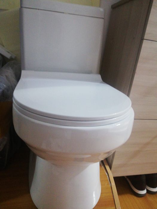 Унитаз почти новый