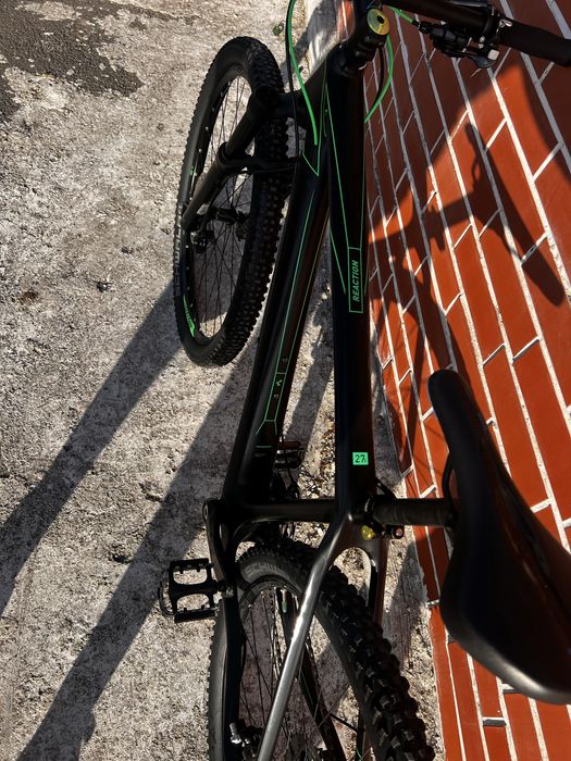 Vand bicicleta full carbon Cube Reaction