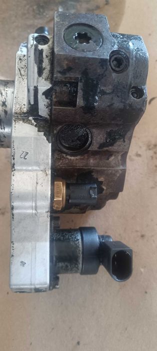 ТНВД  611 мотор 2002год