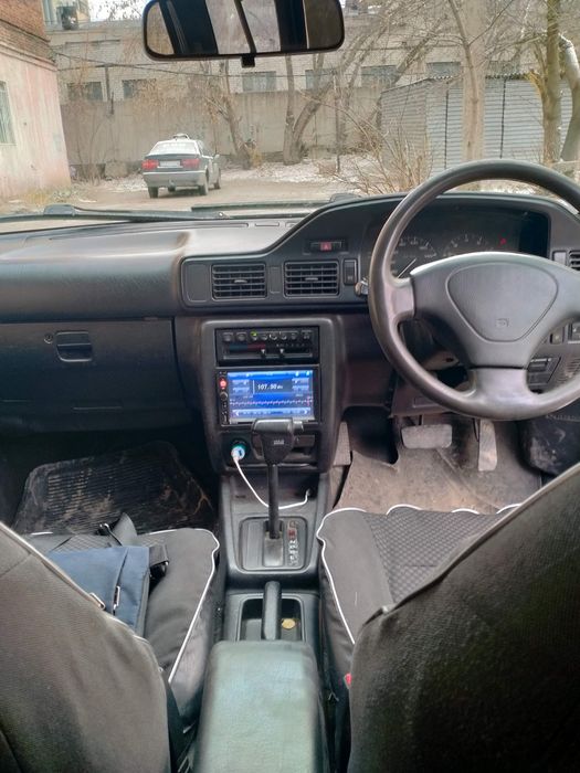 Продам мазду  капелла 1995г