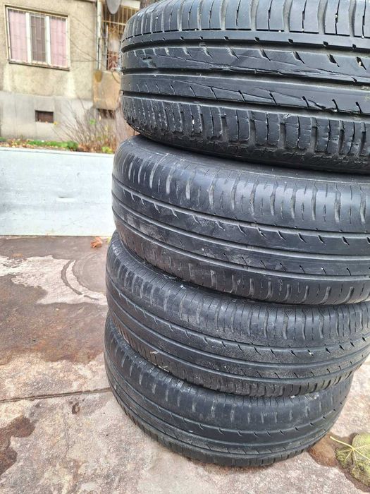 4 бр. летни гуми с джанти CONTINENTAL 185/65 R15 88T