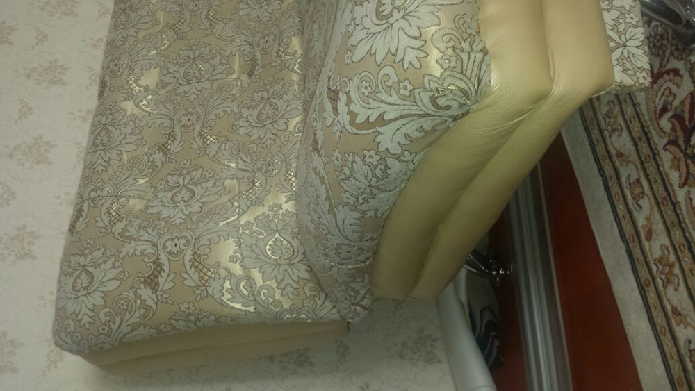 Продам диван и два кресла