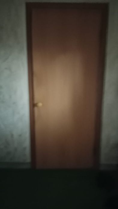 Продам межкомнаиные двери