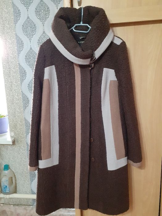 Продам пальто демисезонка