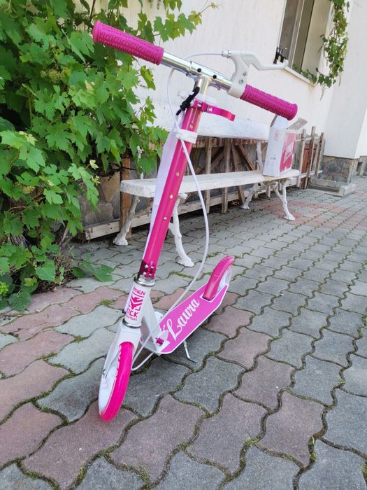 Trotineta Raven Laura, handbrake 200mm