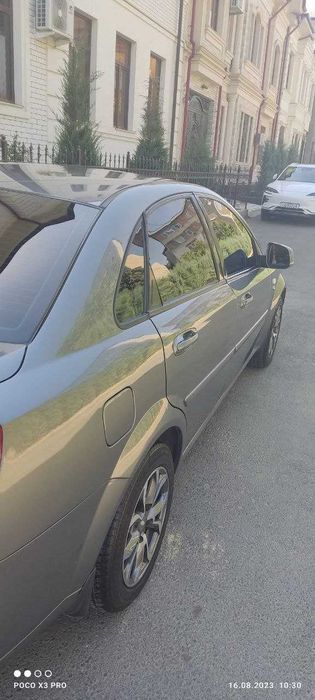 Srochno!!! Sotiladi.Gentra Lacetti