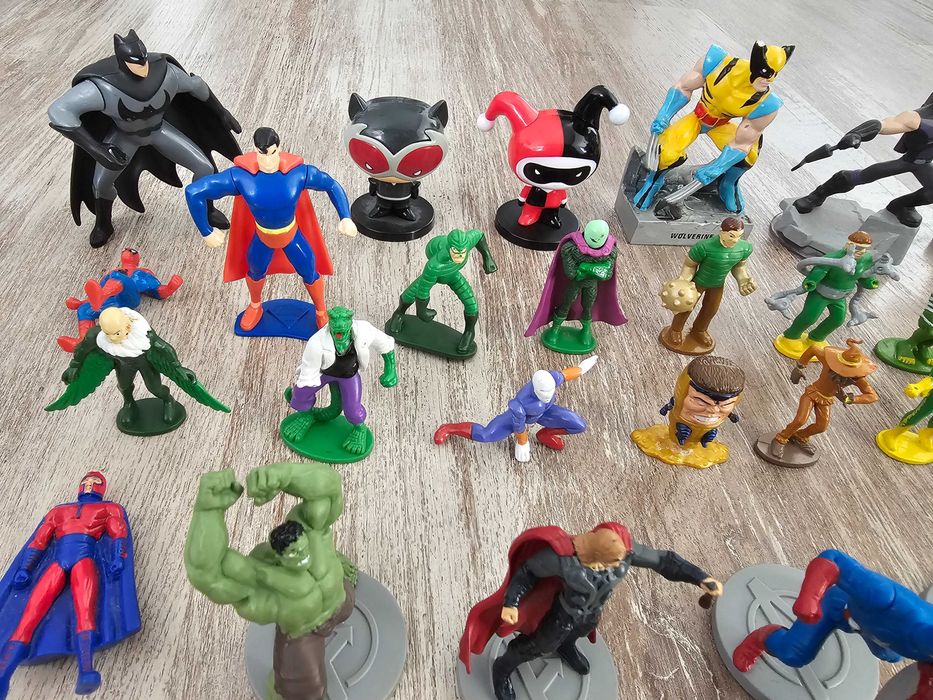 Lot jucării Marvel și DC Universe