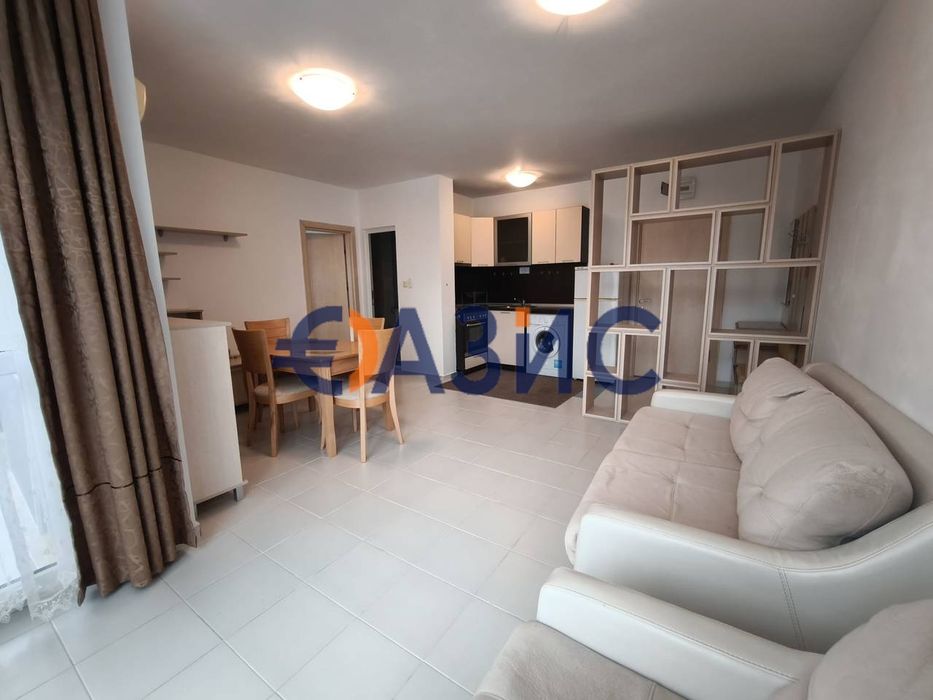 Продава се Двустаен апартамент в Свети Влас - 56 кв.м за 782 €/кв.м - Снимка #5