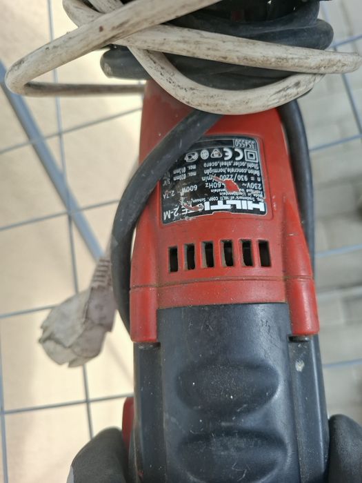 Mașină rotopercutoare Hilti funcțională