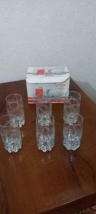 Продам 6 стеклянных бокалов вместимостью 310 мл