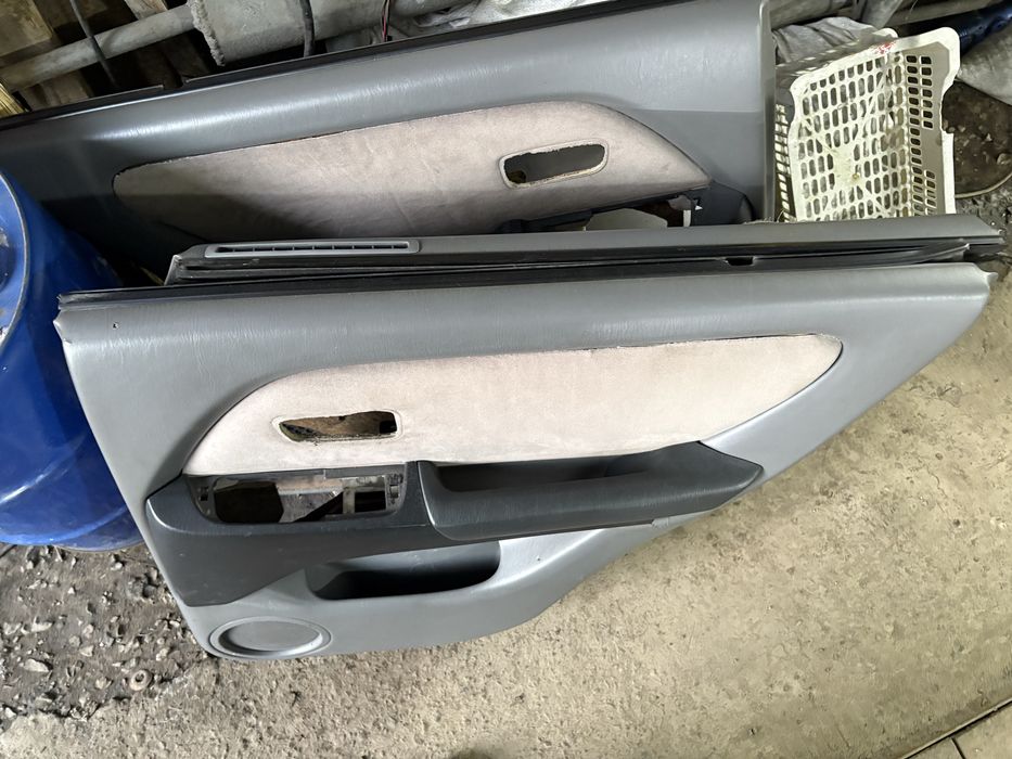 Дверные карты тайота хариер rx300