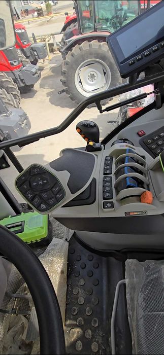 Трактор Zoomlion PL2304