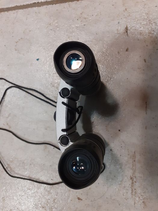 Ловен малък бинокъл