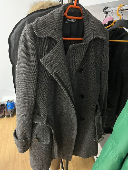 Palton elegant dama mărimea 38 40, stare foarte buna