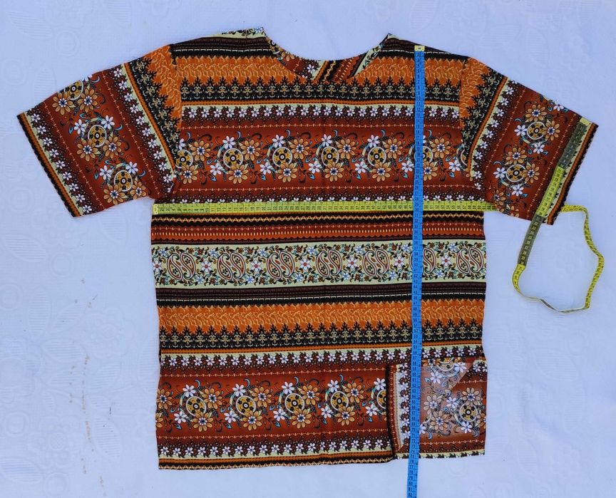 Очень красивый и лёгкий Женский костюм.