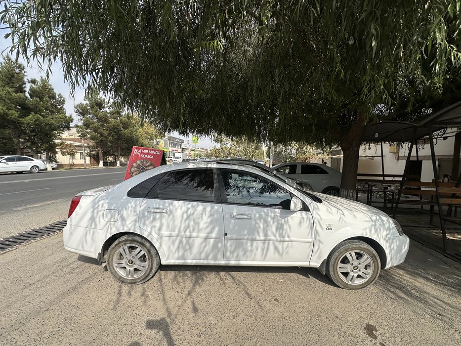 Chevrolet Lacetti / Gentra 2009 — 2