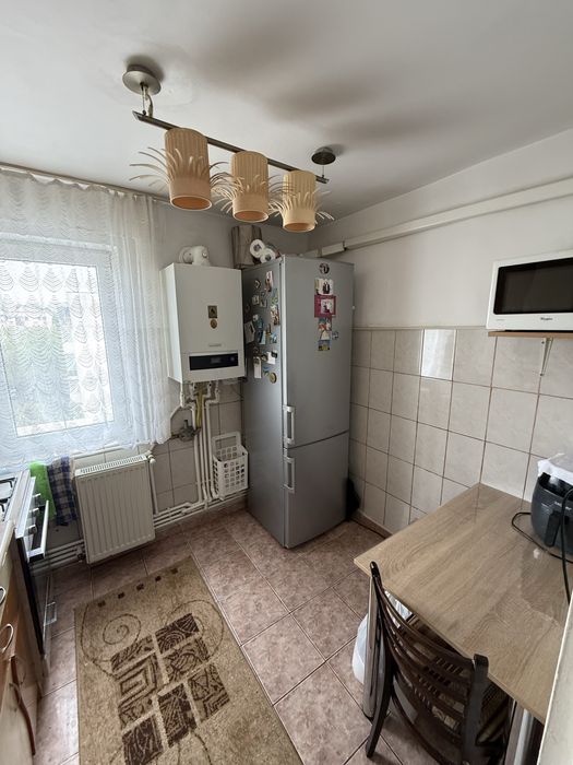 Vand apartament 3 camere UNIRII