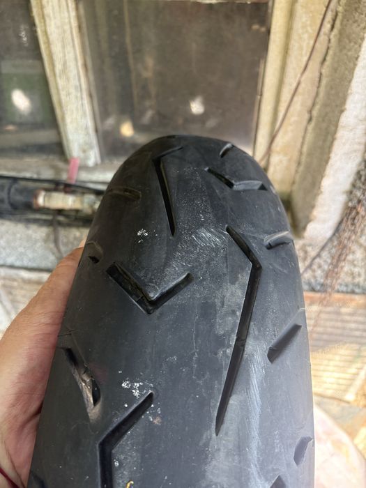 Продавам гуми  за мотор 150/70/18 -90/90