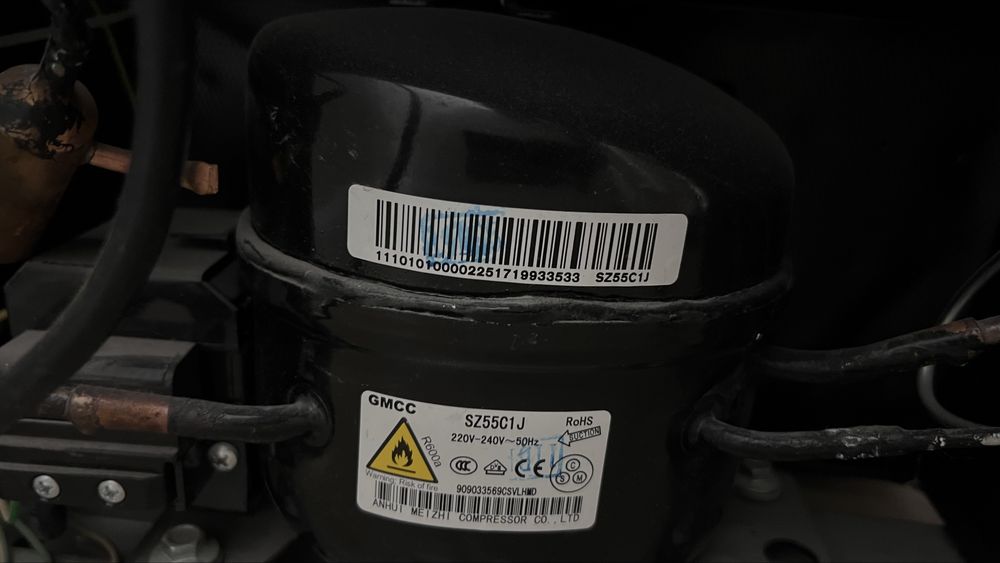 Продам нерабочий холодильник