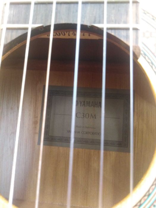 Класическа китара YAMAHA C 30M, размер 4/4