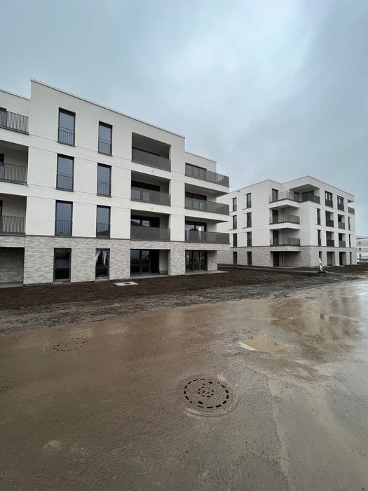 Топлоизолация и отдаване на скеле под наем