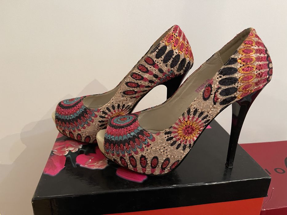 Продам обувь