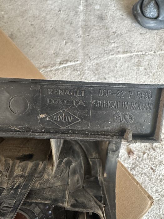 Продам задний фонарь ларгус