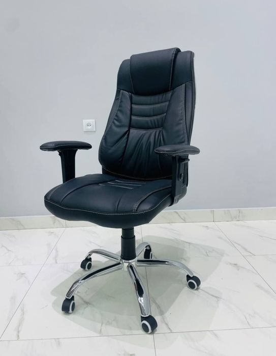 Офисное кресло для руководителя и персонала модель А065