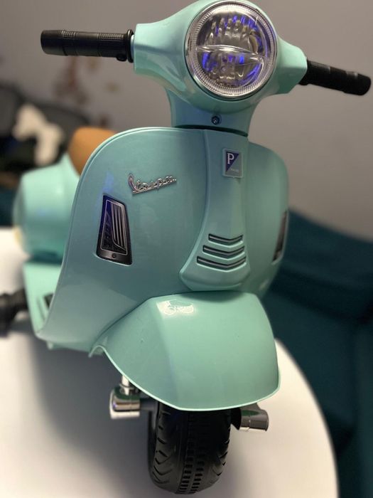 Scuter electric copii vespa