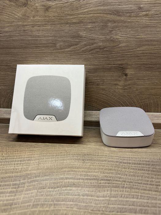 Ajax HomeSiren сирена за сигурност