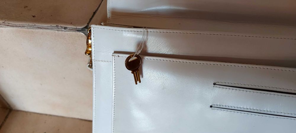 Vând poșeta damă Picard