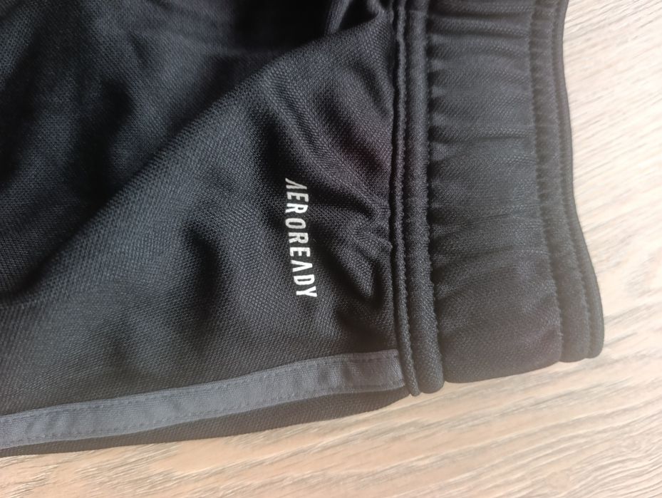 Adidas спортно долнище / клин, XS