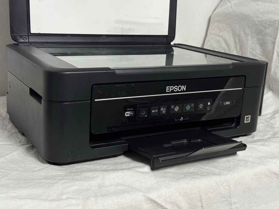 Принтер (Цветной) Epson l366
