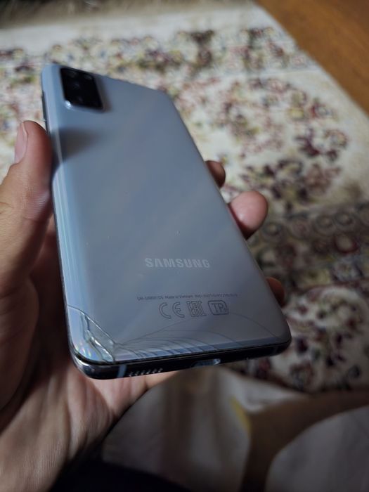 Samsung s20.
