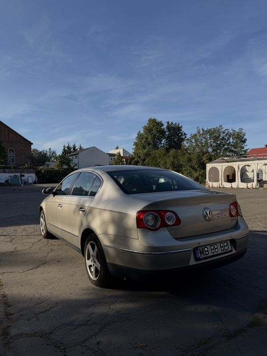 VOLKSWAGEN Passat 2005 — imagine 3