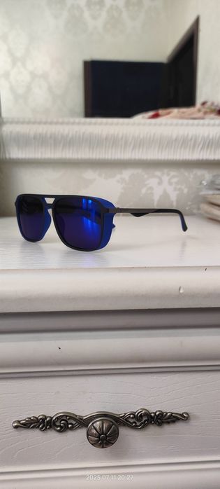 Солнцезащитные очки